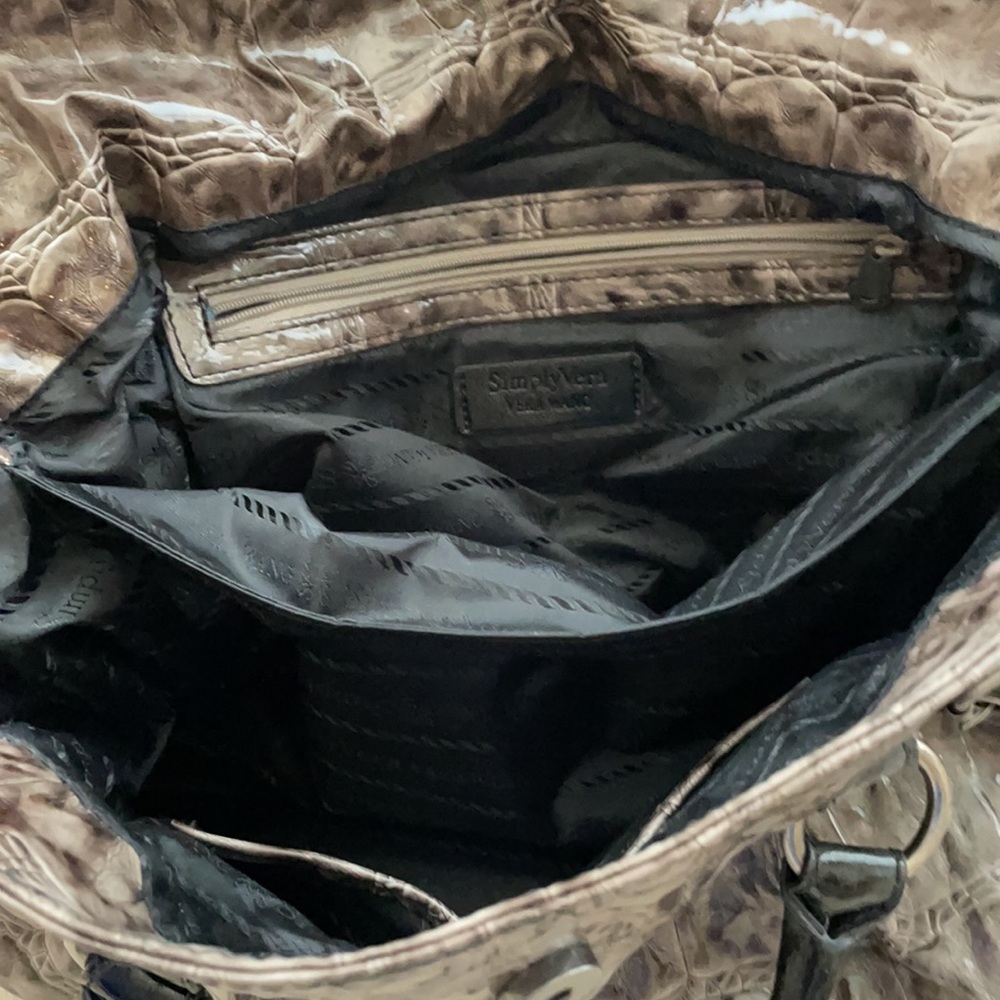 SimplyVera Vera Wang purse - Picture 9 of 9